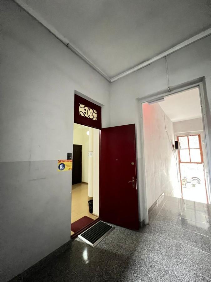 Hotel Albatros Batumi Luaran gambar