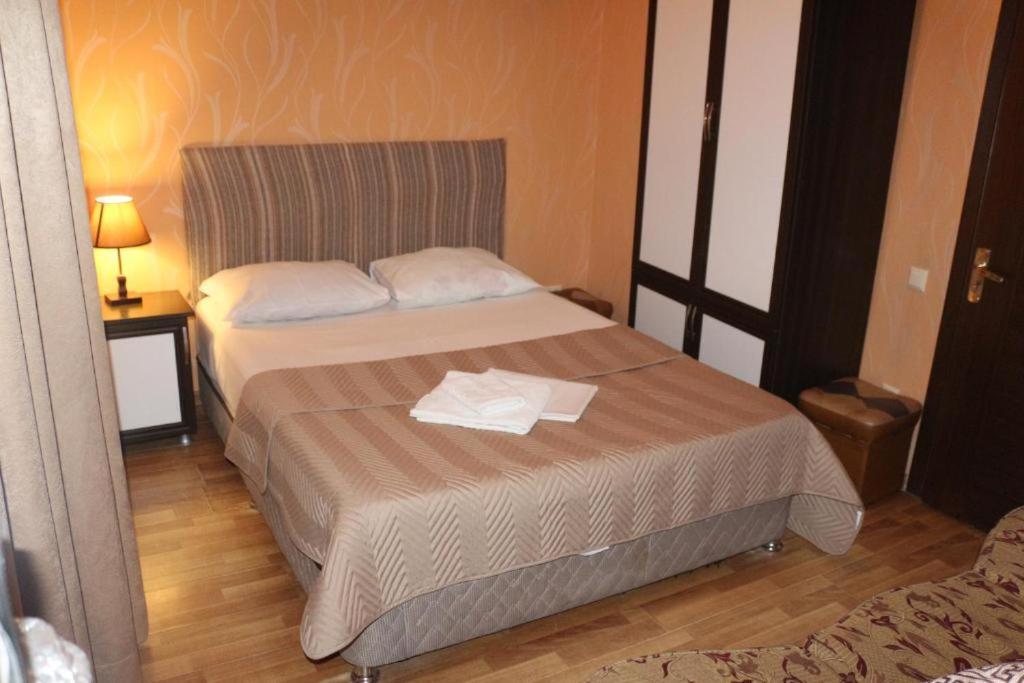 Hotel Albatros Batumi Luaran gambar